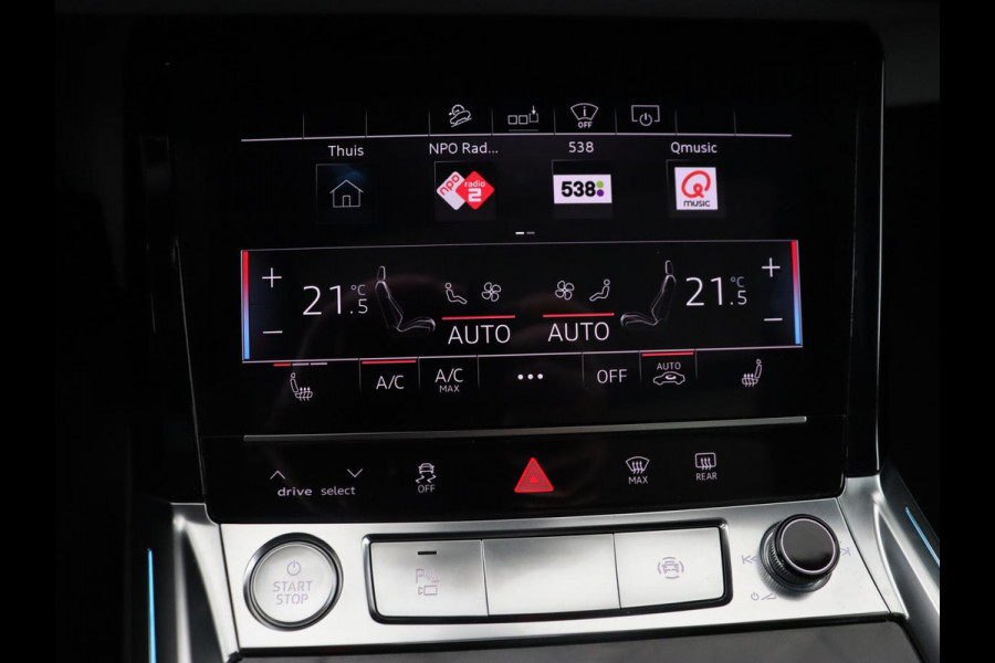 Audi e-tron 55 quattro advanced Pro Line Plus 95 kWh | Panoramadak | Adaptive cruise | Head-Up | Leder | Stoelverwarming | 360 Camera | Bang & Olufsen | Carplay | 21'' | Sportstoelen | Matrix LED