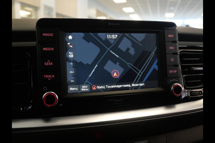Kia Stonic 1.0 T-GDi ExecutiveLine | Trehaak | Cruise | Clima | Navi | Keyless | Stoel-stuurverwarming |