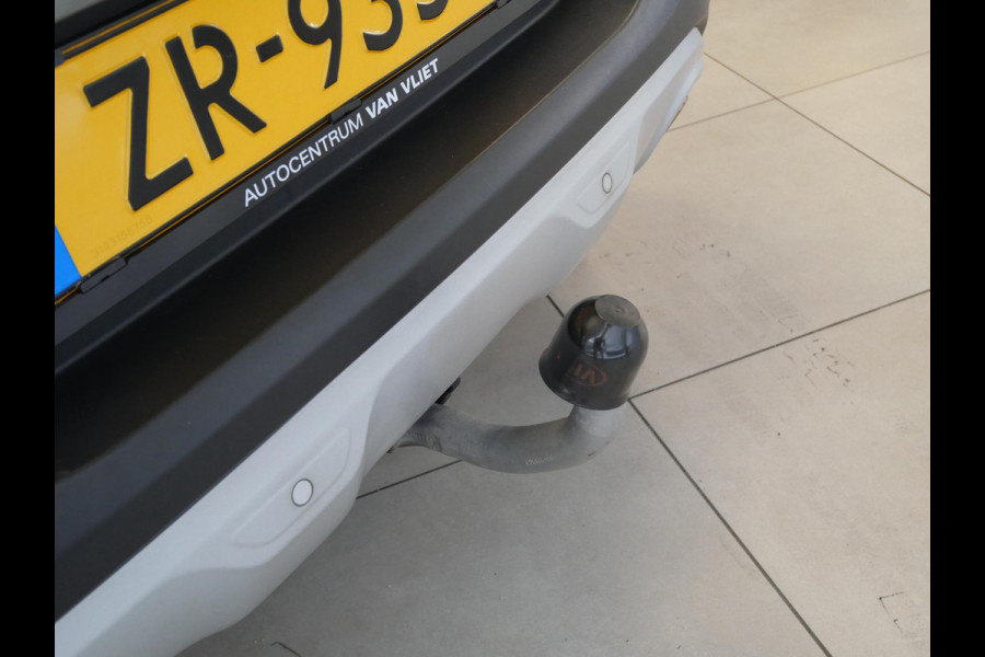Kia Stonic 1.0 T-GDi ExecutiveLine | Trehaak | Cruise | Clima | Navi | Keyless | Stoel-stuurverwarming |