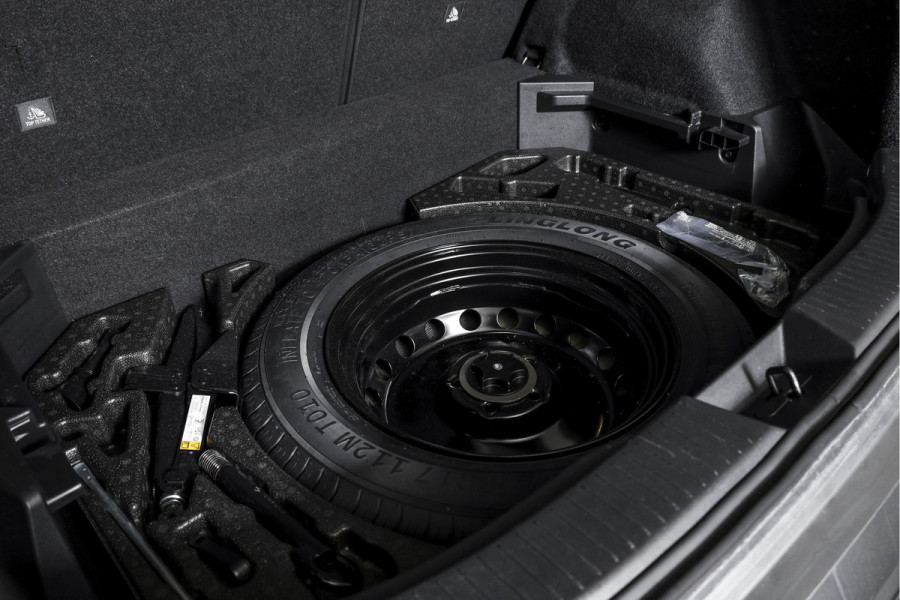 Nissan QASHQAI 1.3 MHEV Xtronic 158 PK N-Connecta - Automaat | Panodak | Cold Pack | Dig. Cockpit | Adapt. Cruise | 360 Camera | PDC | NAV + App Connect | LM 18" | ECC | 7628