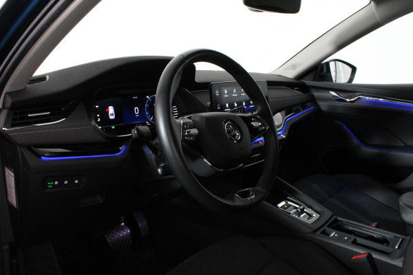 Škoda Octavia 1.5 e-TSI Business Edition Plus 150pk DSG/Lava Blue Metallic/Cruise control adaptief