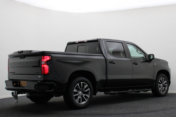 Chevrolet Silverado CREW CAB 5.3L V8