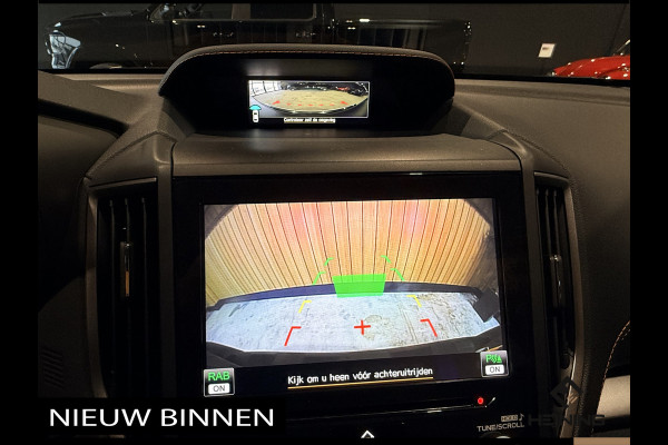 Subaru XV 2.0i e-BOXER Luxury. Automaat 4X4. Adaptive-cruise. Apple-carplay. Navi. Camera voor en achter. 49000km met NAP.
