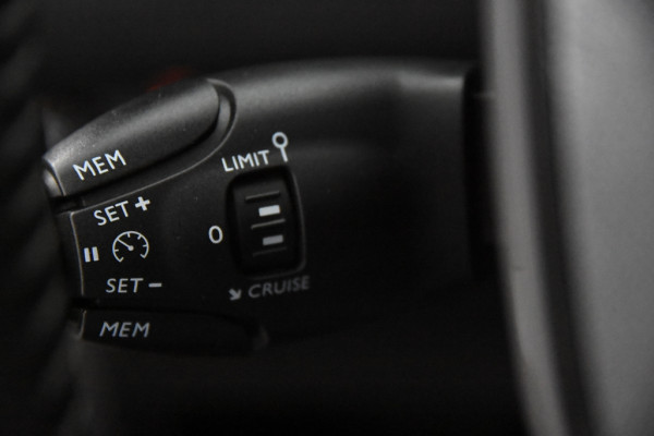 Peugeot 208 Active *1ste Eigenaar*Carplay*DAB*Navigatie*