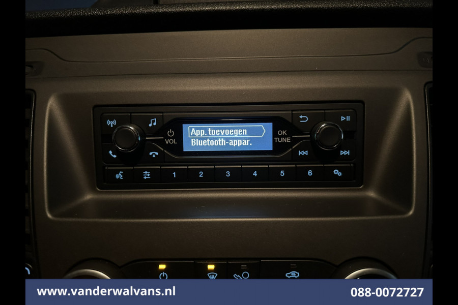 Ford Transit 2.0 TDCI 161pk Bakwagen 225cm hoog Laadklep Euro6 Airco | Camera | Cruisecontrol | 950kg laadvermogen Bijrijdersbank,