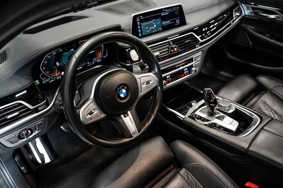 BMW 7 Serie 730d xDrive High Executive *M-Sport / Harman-Kardon / Panorama / HUD / Soft-Close*