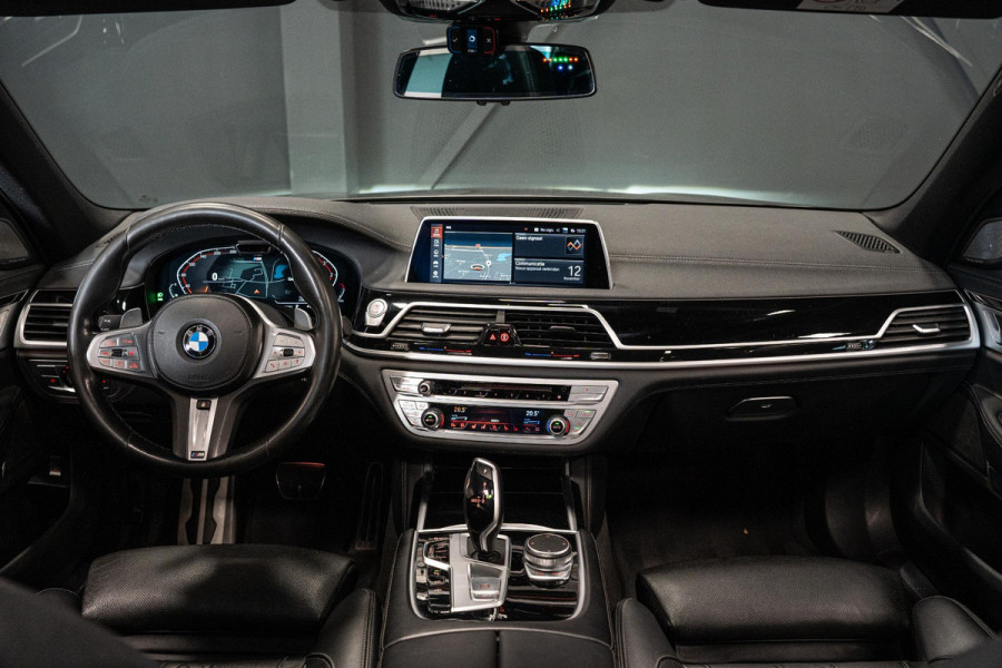 BMW 7 Serie 730d xDrive High Executive *M-Sport / Harman-Kardon / Panorama / HUD / Soft-Close*