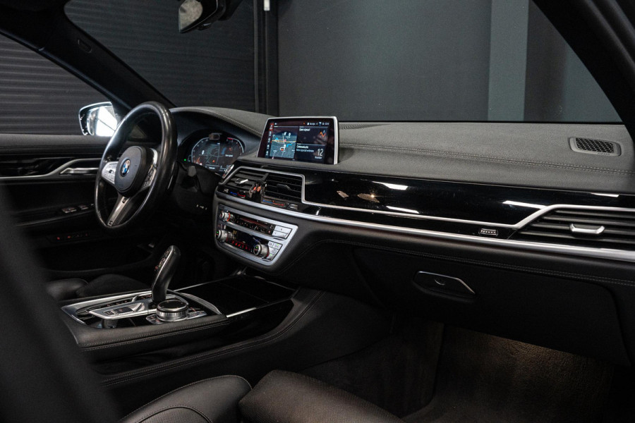 BMW 7 Serie 730d xDrive High Executive *M-Sport / Harman-Kardon / Panorama / HUD / Soft-Close*