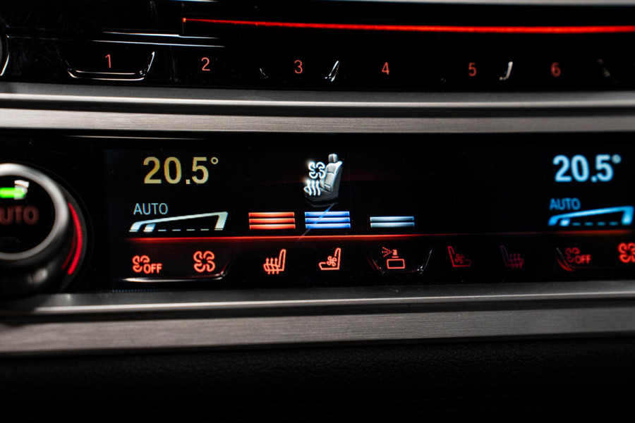 BMW 7 Serie 730d xDrive High Executive *M-Sport / Harman-Kardon / Panorama / HUD / Soft-Close*