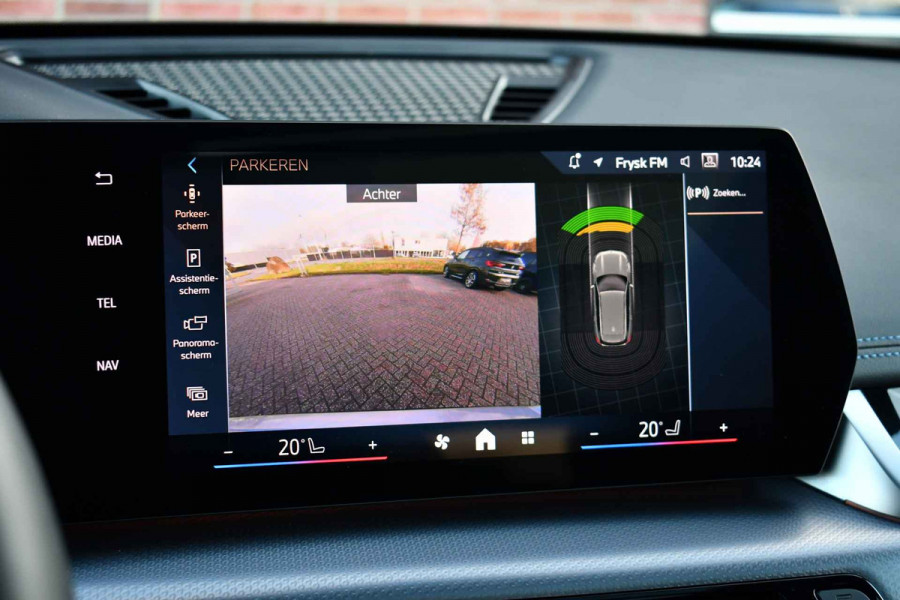 BMW X1 sDrive18i M-Sport Camera ACC-voorber Shadowline Adp-onderstel