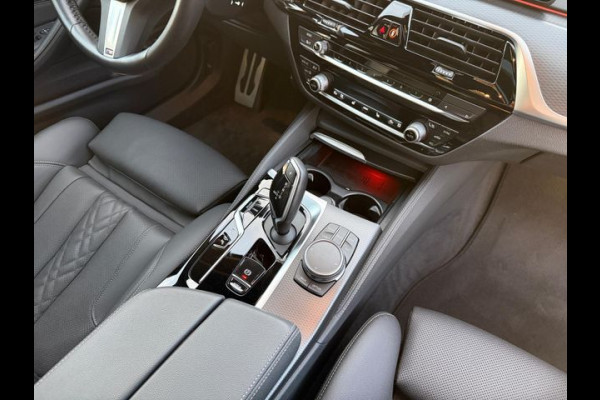 BMW 5 Serie Touring 530e M-SPORT ** LASER, NAVI+, LEDER, PANORAMA, TREKH, 19-inch LMV, HuD ** 1e EIG - UNFALLFREI - BMW GAR ** ** INFORMEER OOK NAAR ONZE AANTREKKELIJKE FINANCIAL-LEASE TARIEVEN **
