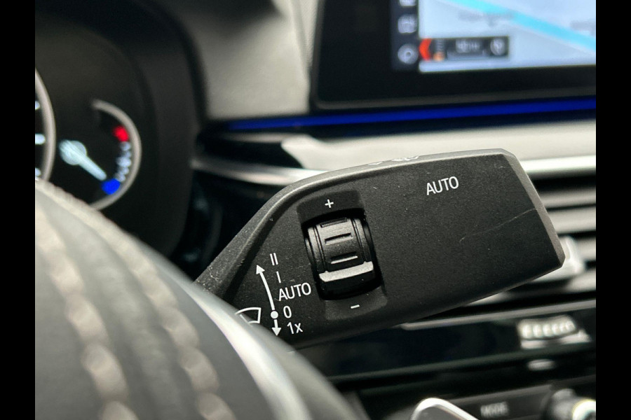 BMW 6 Serie Gran Turismo 630i High Executive * Origineel NL * Head up Panoramadak Memorie Harman / Kardon Trekhaak Camera Leder