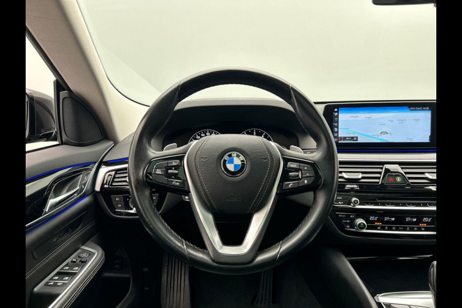 BMW 6 Serie Gran Turismo 630i High Executive * Origineel NL * Head up Panoramadak Memorie Harman / Kardon Trekhaak Camera Leder