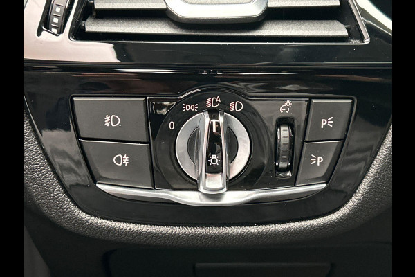 BMW 6 Serie Gran Turismo 630i High Executive * Origineel NL * Head up Panoramadak Memorie Harman / Kardon Trekhaak Camera Leder