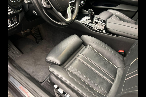 BMW 6 Serie Gran Turismo 630i High Executive * Origineel NL * Head up Panoramadak Memorie Harman / Kardon Trekhaak Camera Leder