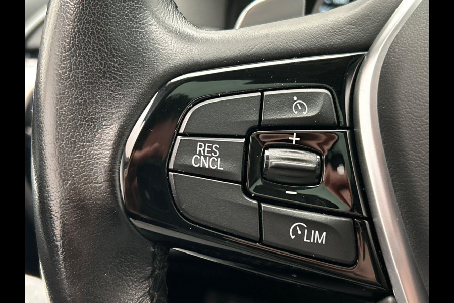 BMW 6 Serie Gran Turismo 630i High Executive * Origineel NL * Head up Panoramadak Memorie Harman / Kardon Trekhaak Camera Leder