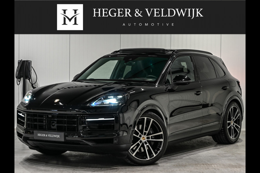 Porsche Cayenne 3.0 E-Hybrid · Sport chrono · Panorama dak · Adaptive cruise · 360 Camera · Keyless · Luchtvering · Bose sound · Memory seats ·