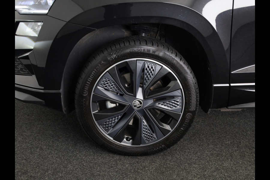 Škoda Karoq 1.5 TSI ACT Sportline Business 150 pk Automaat (DSG) | Verlengde garantie | Navigatie via App | Parkeersensoren | Achteruitrijcamera | Adaptieve cruise control | Stoelverwarming |