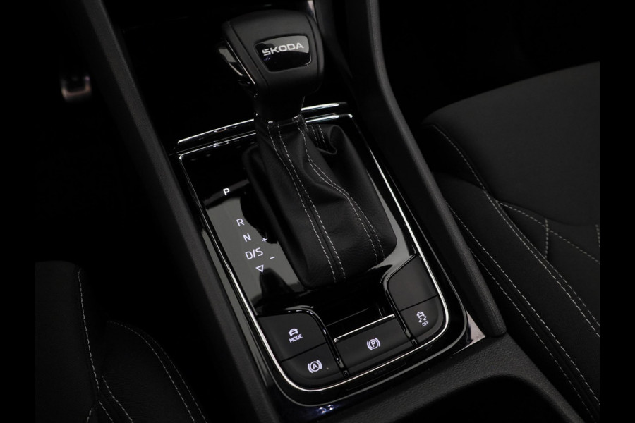 Škoda Karoq 1.5 TSI ACT Sportline Business 150 pk Automaat (DSG) | Verlengde garantie | Navigatie via App | Parkeersensoren | Achteruitrijcamera | Adaptieve cruise control | Stoelverwarming |