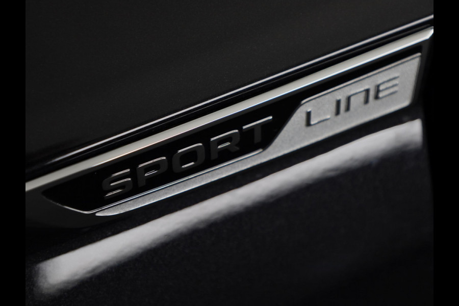 Škoda Karoq 1.5 TSI ACT Sportline Business 150 pk Automaat (DSG) | Verlengde garantie | Navigatie via App | Parkeersensoren | Achteruitrijcamera | Adaptieve cruise control | Stoelverwarming |