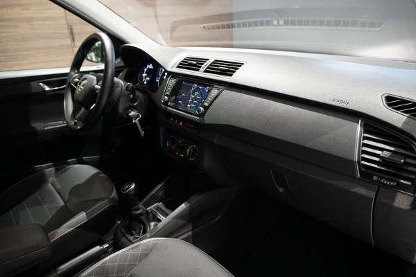 Škoda Fabia Combi 1.0 TSI Ambition + CARPLAY / NAVIGATIE / PDC