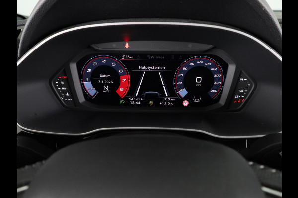 Audi Q3 35 TFSI S edition 150pk | Navigatie | Adaptieve cruise controle | Verwarmbare voorstoelen