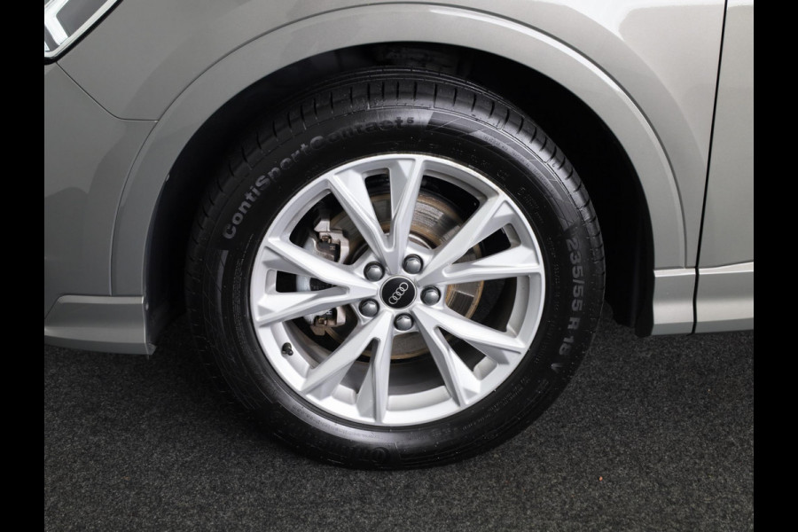 Audi Q3 35 TFSI S edition 150pk | Navigatie | Adaptieve cruise controle | Verwarmbare voorstoelen