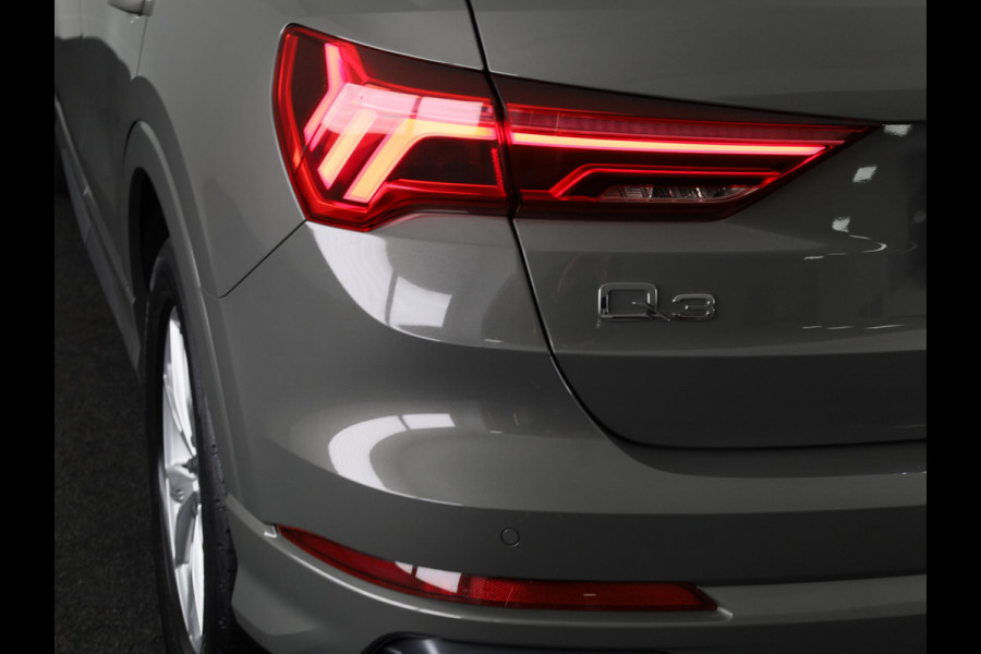 Audi Q3 35 TFSI S edition 150pk | Navigatie | Adaptieve cruise controle | Verwarmbare voorstoelen