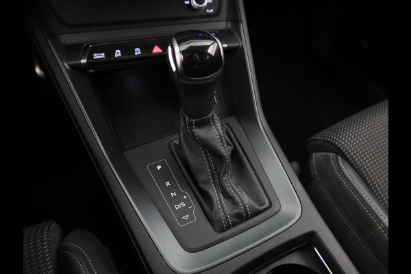 Audi Q3 35 TFSI S edition 150pk | Navigatie | Adaptieve cruise controle | Verwarmbare voorstoelen