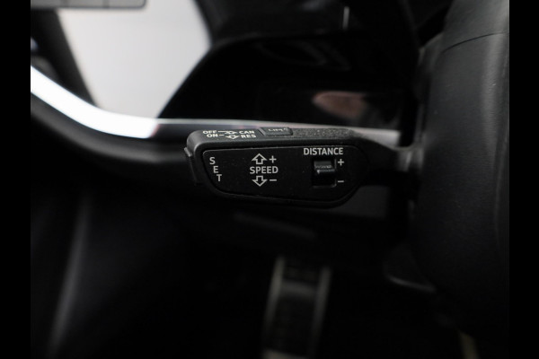 Audi Q3 35 TFSI S edition 150pk | Navigatie | Adaptieve cruise controle | Verwarmbare voorstoelen