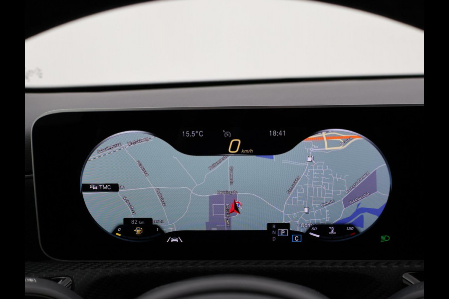 Mercedes-Benz A-Klasse 180D AUT. NIEUW MODEL + WIDESCREEN MBUX | CAMERA | 18" AMG | STOELVERW. | LED | DAB