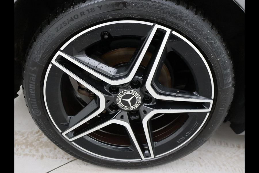 Mercedes-Benz A-Klasse 180D AUT. NIEUW MODEL + WIDESCREEN MBUX | CAMERA | 18" AMG | STOELVERW. | LED | DAB