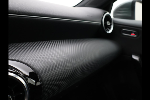 Mercedes-Benz A-Klasse 180D AUT. NIEUW MODEL + WIDESCREEN MBUX | CAMERA | 18" AMG | STOELVERW. | LED | DAB