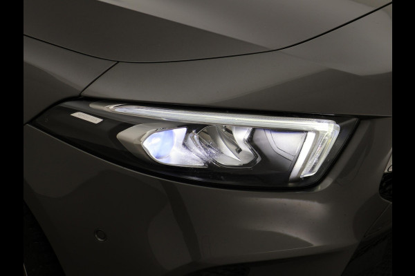 Mercedes-Benz A-Klasse 180D AUT. NIEUW MODEL + WIDESCREEN MBUX | CAMERA | 18" AMG | STOELVERW. | LED | DAB