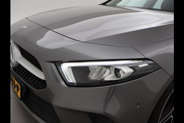 Mercedes-Benz A-Klasse 180D AUT. NIEUW MODEL + WIDESCREEN MBUX | CAMERA | 18" AMG | STOELVERW. | LED | DAB