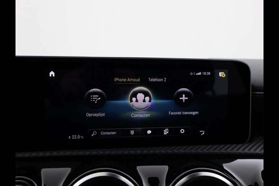 Mercedes-Benz A-Klasse 180D AUT. NIEUW MODEL + WIDESCREEN MBUX | CAMERA | 18" AMG | STOELVERW. | LED | DAB