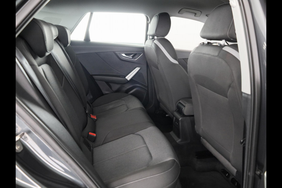 Audi Q2 30 TFSI Business Edition 110pk | Navigatie | Virtual Cockpit | Parkeercamera | 18 inch Lichtmetalen velgen