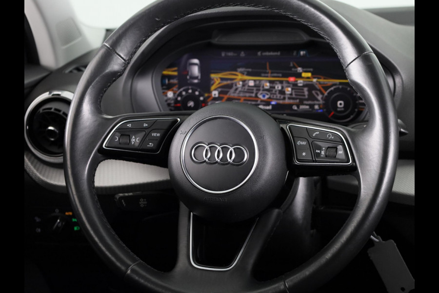 Audi Q2 30 TFSI Business Edition 110pk | Navigatie | Virtual Cockpit | Parkeercamera | 18 inch Lichtmetalen velgen