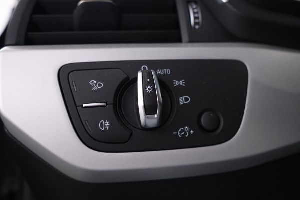 Audi A4 Avant 35 TDI Advanced Edition Automaat, Volleder, Virtual, Apple Carplay