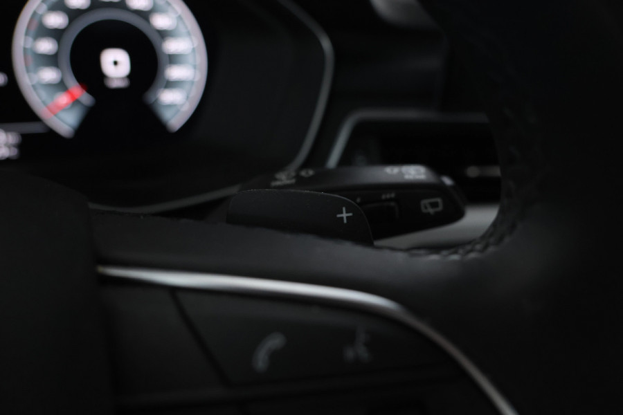 Audi A4 Avant 35 TDI Advanced Edition Automaat, Volleder, Virtual, Apple Carplay