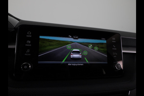 Škoda Fabia Selection 1.0 TSI 95 pk 5 versn. Hand | Getint glas | 15 inch lichtmetalen velgen