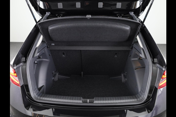 Škoda Fabia Selection 1.0 TSI 95 pk 5 versn. Hand | Getint glas | 15 inch lichtmetalen velgen