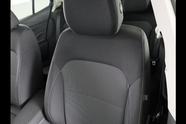 Škoda Fabia Selection 1.0 TSI 95 pk 5 versn. Hand | Getint glas | 15 inch lichtmetalen velgen