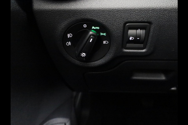 Škoda Fabia Selection 1.0 TSI 95 pk 5 versn. Hand | Getint glas | 15 inch lichtmetalen velgen