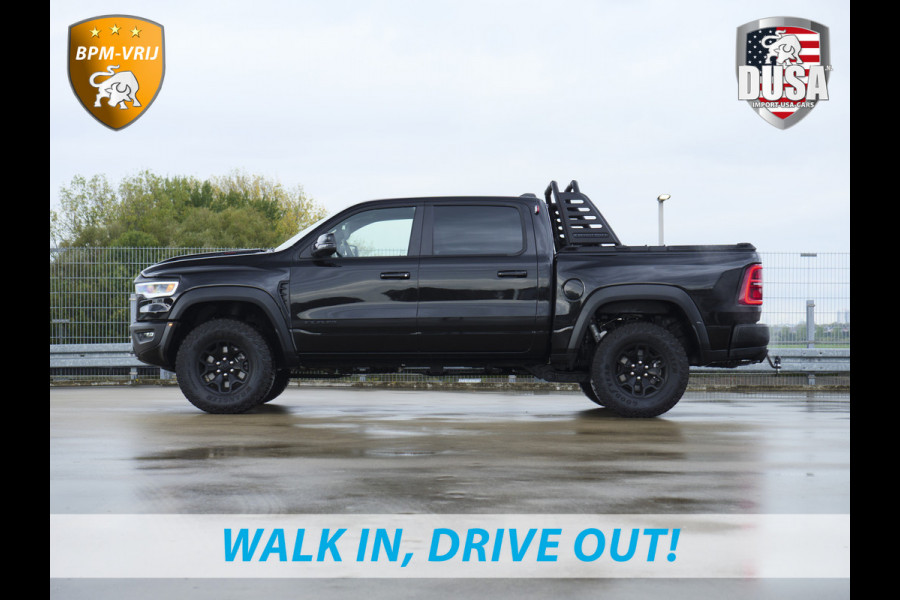 Dodge Ram | RHO | 3.0L Twin-Turbo I6 | 4x4 | Crew Cab | Black Edition | Panoramadak | 14,4-inch Touchscreen | Passenger Display | Getoonde accessoires zijn verkrijgbaar tegen meerprijs