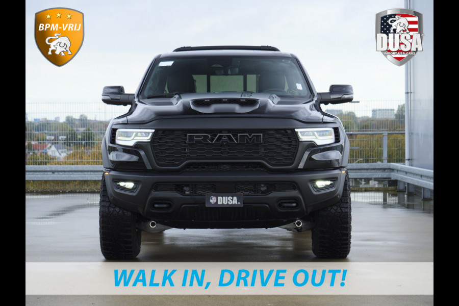 Dodge Ram | RHO | 3.0L Twin-Turbo I6 | 4x4 | Crew Cab | Black Edition | Panoramadak | 14,4-inch Touchscreen | Passenger Display | Getoonde accessoires zijn verkrijgbaar tegen meerprijs