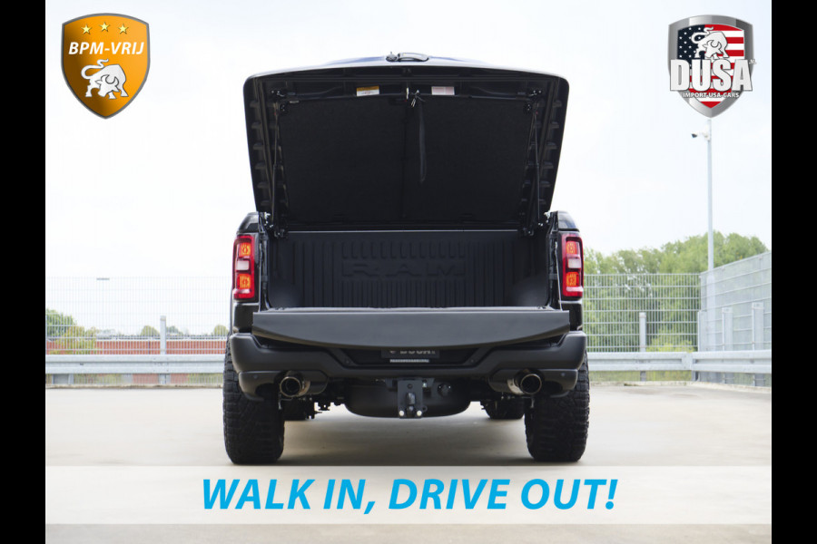 Dodge Ram | 1500 | Rebel | Night | 4x4 | Crew Cab | 3.0L Twin-turbo I6 | BPM-VRIJ  | Pano | Harman Kardon | Leder interieur Getoonde accessoires zijn verkrijgbaar tegen meerprijs