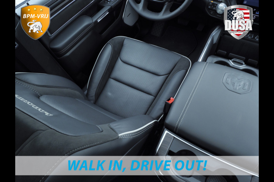 Dodge Ram 1500 | Laramie | Premium Night | 3.0L I6 Hurricane | Crew Cab | 4X4 | BPM VRIJ | Niveau regeling | Passenger Display | Getoonde accessoires zijn verkrijgbaar tegen meerprijs