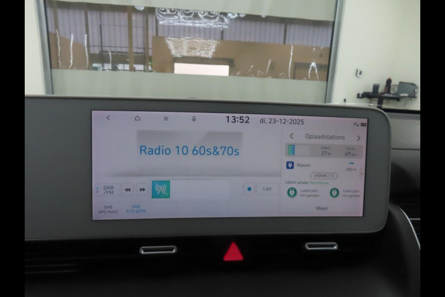 Hyundai IONIQ 5 Style 58 kWh SOH 98% Warmtepomp Airco ECC Navi Carplay Virtual Dashboard Trekhaak PDC VA+ Camera Full LED Adaptive Cruise 19" Velgen