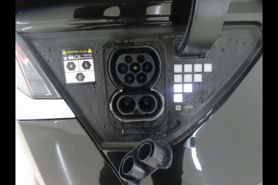 Hyundai IONIQ 5 Style 58 kWh SOH 98% Warmtepomp Airco ECC Navi Carplay Virtual Dashboard Trekhaak PDC VA+ Camera Full LED Adaptive Cruise 19" Velgen